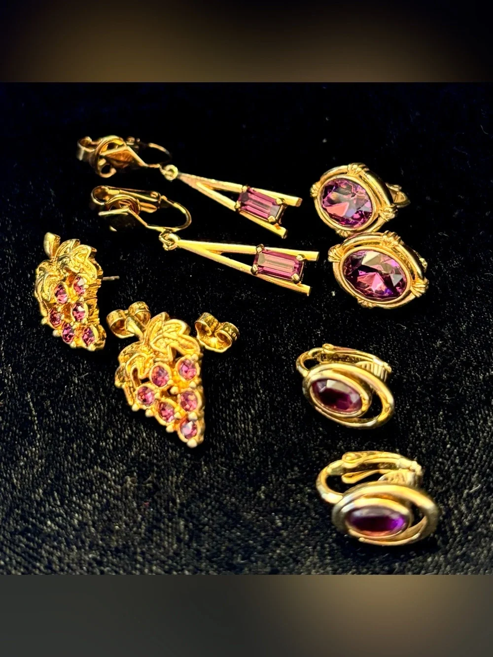 VINTAGE Lot purple Earrings Faux Amethyst Stamp TRIFARI and AVON clip on pierced